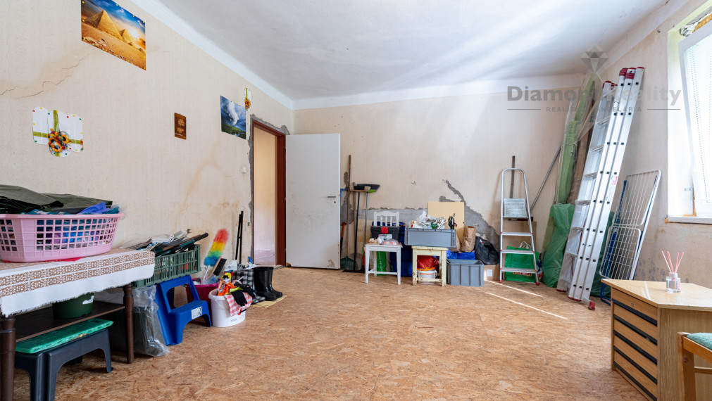 Na predaj rodinný dom v chatovej oblasti s výborným prístupom v obci Kysak