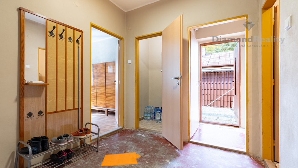 Na predaj rodinný dom v chatovej oblasti s výborným prístupom v obci Kysak