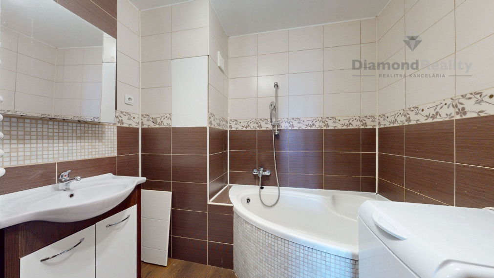 Na predaj 3 - izbový byt na Železníkoch, ulica Užhorodská, Košice