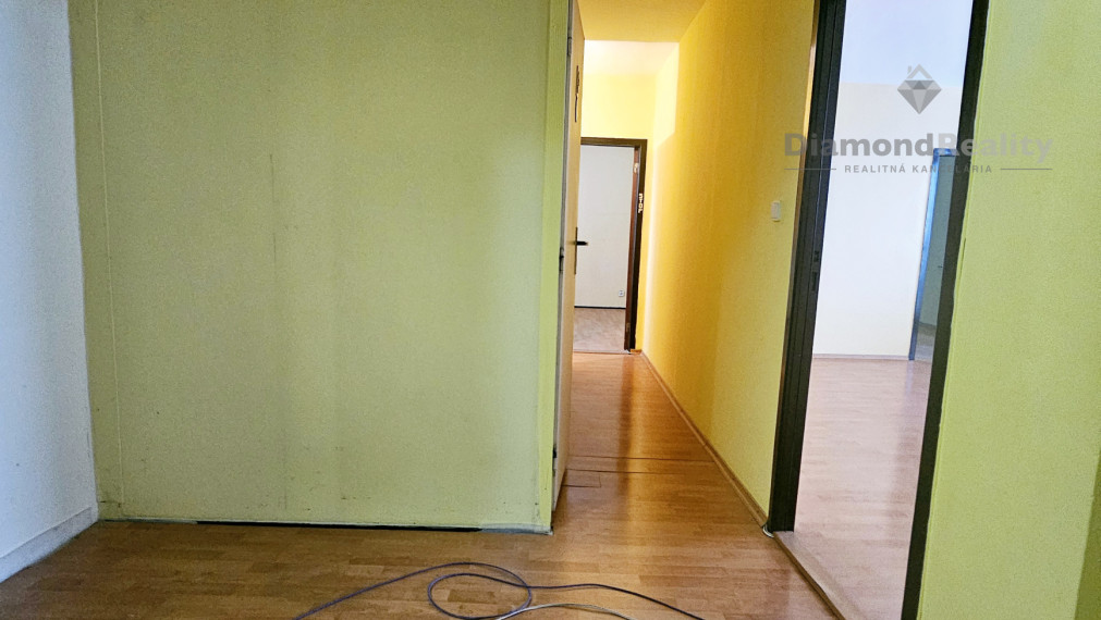 Na predaj 3 izbový byt s BALKÓNOM, Berehovská ulica, Trebišov