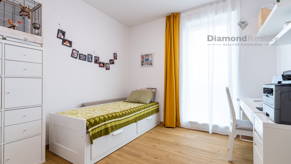 NA PREDAJ MODERNÝ 3-IZBOVÝ BYT S KRÁSNYM VÝHĽADOM | ZELENA STRÁŇ