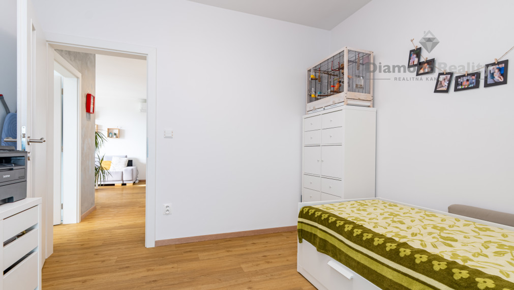 NA PREDAJ MODERNÝ 3-IZBOVÝ BYT S KRÁSNYM VÝHĽADOM | ZELENA STRÁŇ