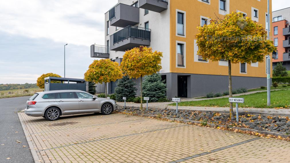 NA PREDAJ MODERNÝ 3-IZBOVÝ BYT S KRÁSNYM VÝHĽADOM | ZELENA STRÁŇ