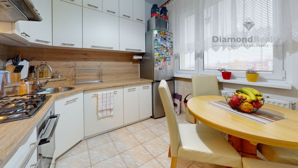 REZERVOVANÉ! Na predaj 3 izbový byt, Maďarská ulica, sídlisko Ťahanovce, Košice