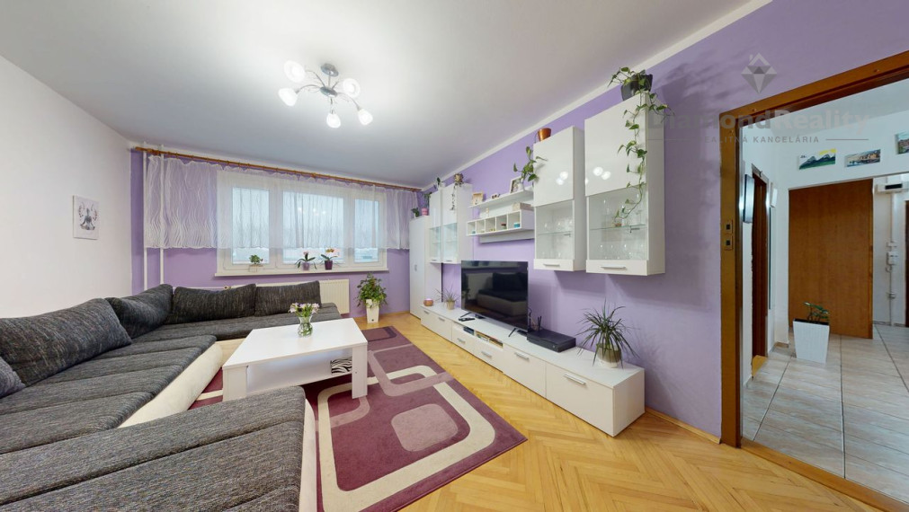 REZERVOVANÉ! Na predaj 3 izbový byt, Maďarská ulica, sídlisko Ťahanovce, Košice