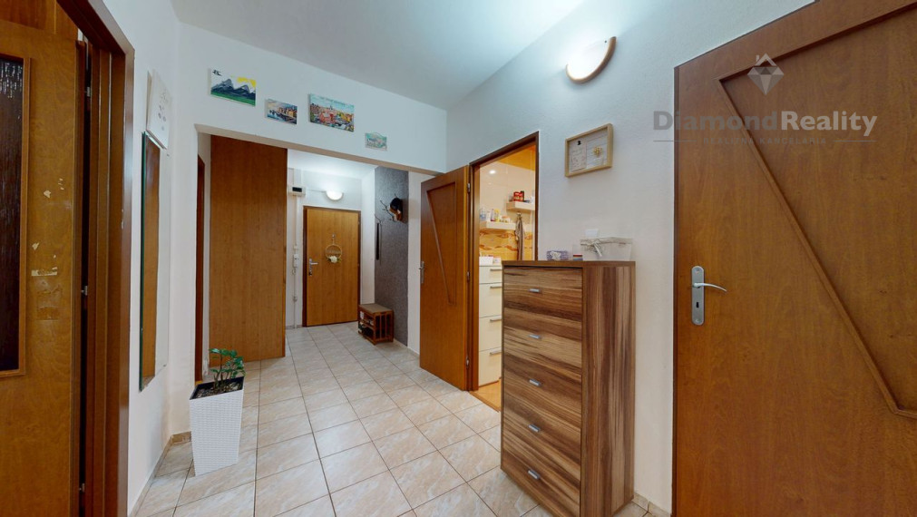 REZERVOVANÉ! Na predaj 3 izbový byt, Maďarská ulica, sídlisko Ťahanovce, Košice