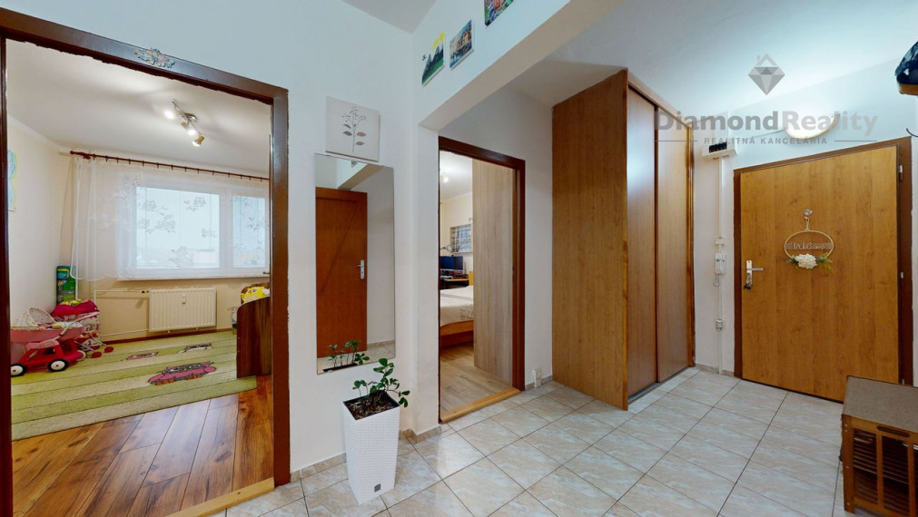 REZERVOVANÉ! Na predaj 3 izbový byt, Maďarská ulica, sídlisko Ťahanovce, Košice