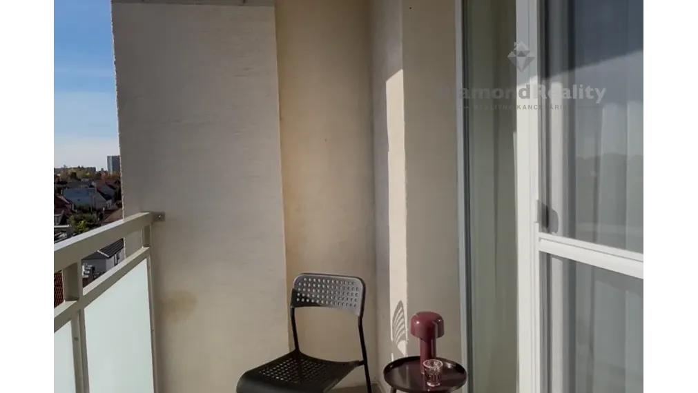 Na prenájom zariadený 2 izbový byt balkón Hospodárska Trnava