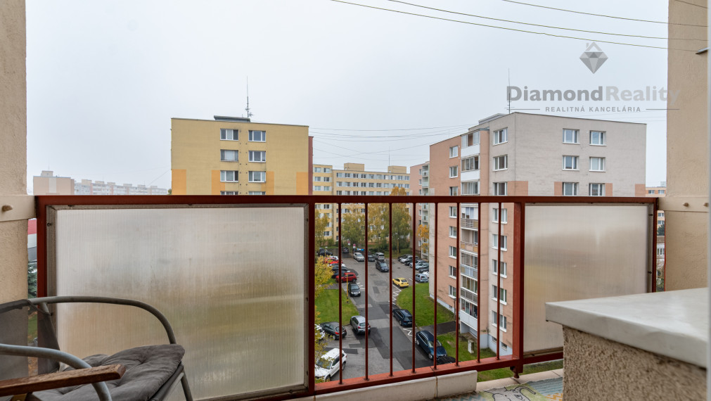 NA PREDAJ KRÁSNY 3 IZBOVÝ BYT S VÝHĽADOM NA MESTO | 64m2 + LOGGIA | POVSTANIA ČESKÉHO ĽUDU - DARGOVSKÝCH HRDINOV