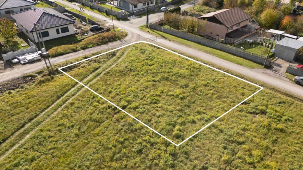 NA PREDAJ STAVEBNÝ POZEMOK V OBCI ĎURKOV