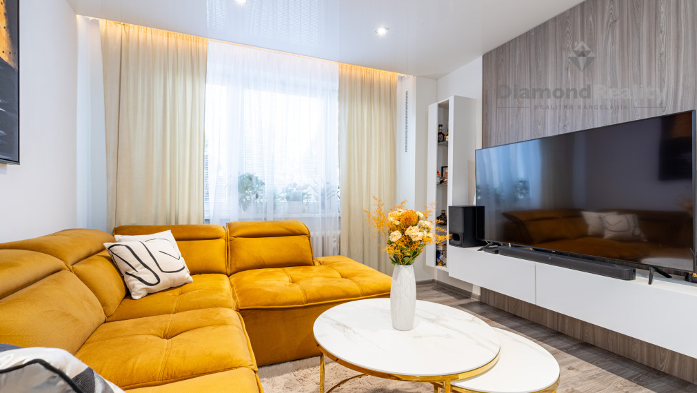 NA PREDAJ 2 IZBOVÝ BYT PO KOMPLETNEJ REKONŠTRUKCIÍ