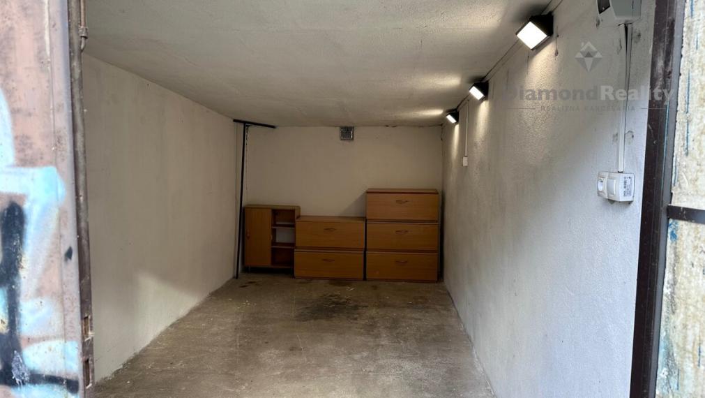 Na predaj GARÁŽ na Štítovej ul. Staré mesto
