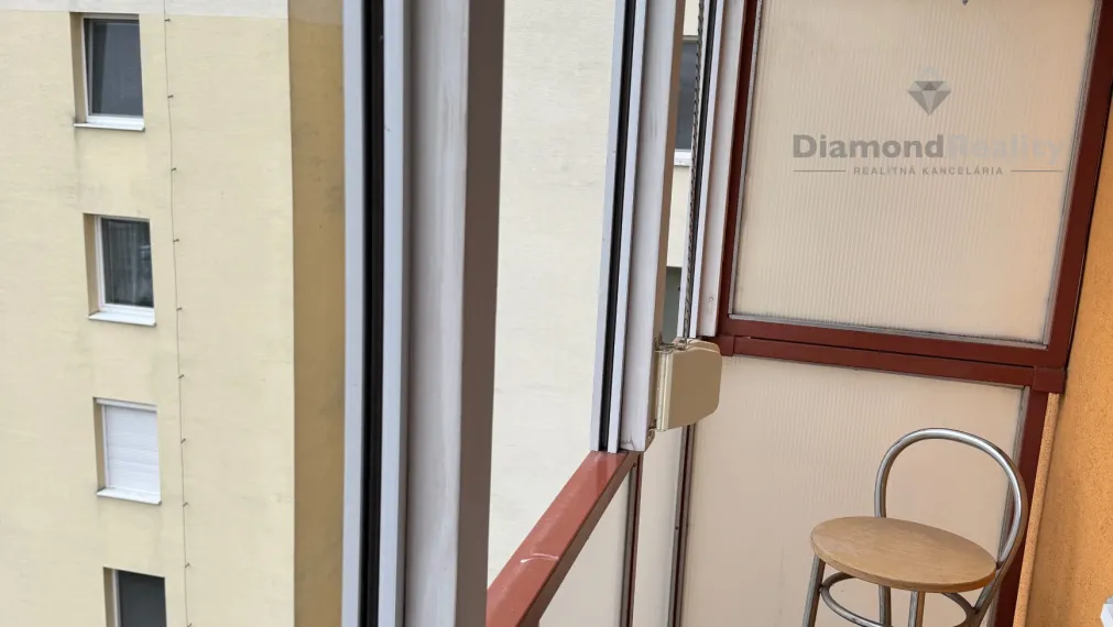 Na prenájom zariadený 3 izbový byt s balkónom Tekela, Trnava