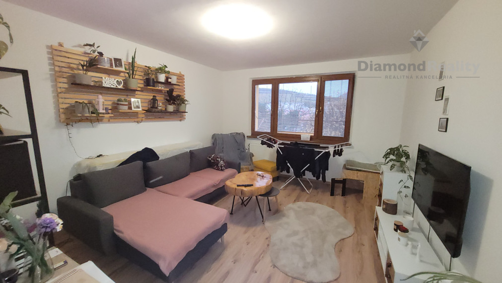 Na predaj 2 izbový byt na ulici Školská , Veľký Šariš okres Prešov