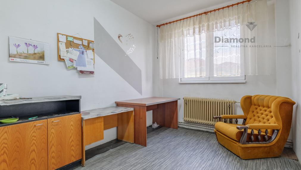 Najlepšia INVESTIČNÁ PRÍLEŽITOSŤ: 2 BUDOVY -  GABOLTOV okr. Bardejov