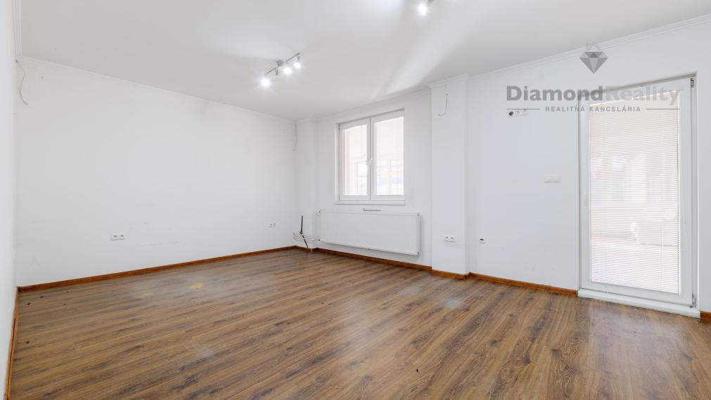 Najlepšia INVESTIČNÁ PRÍLEŽITOSŤ: 2 BUDOVY -  GABOLTOV okr. Bardejov