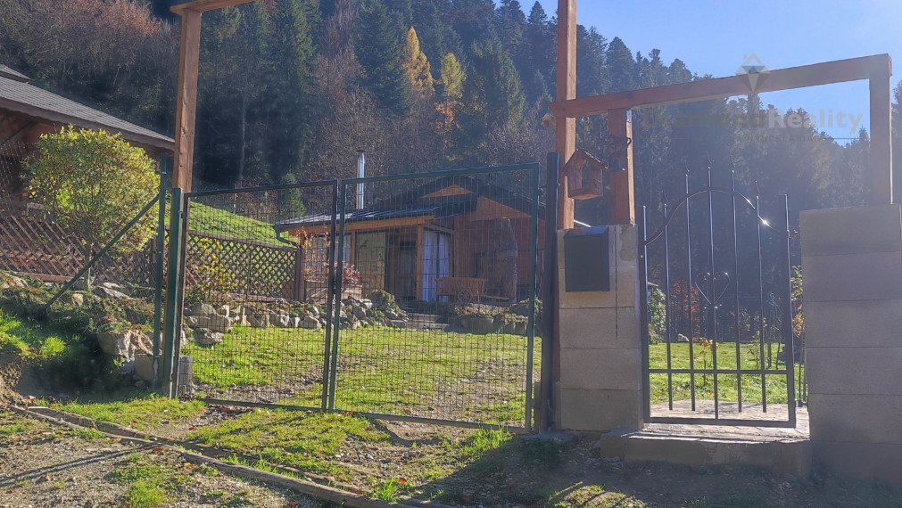 Na predaj krásna chata pri Gelnici.