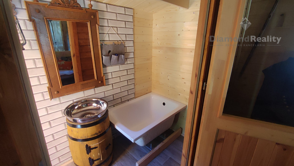 Na predaj krásna chata pri Gelnici.