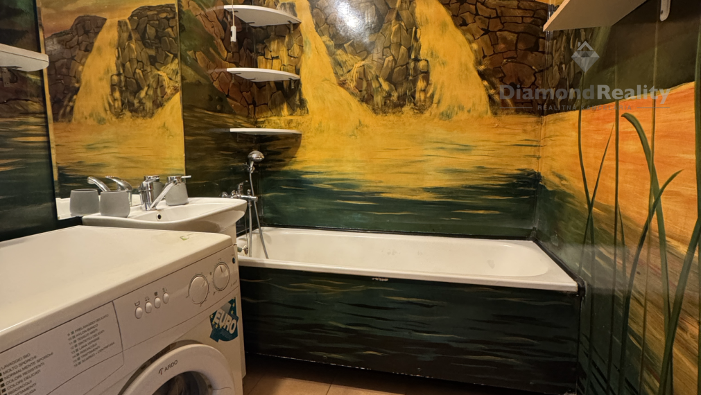 NAJLACNEJŠÍ 3 IZBOVÝ BYT NA SÍDLISKU ŤAHANOVCE | 62m2 + 3m LOGGIA | VARŠAVSKÁ ULICA