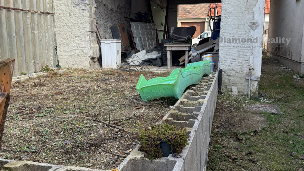 Na predaj rozostavaný rodinný dom HLohovec