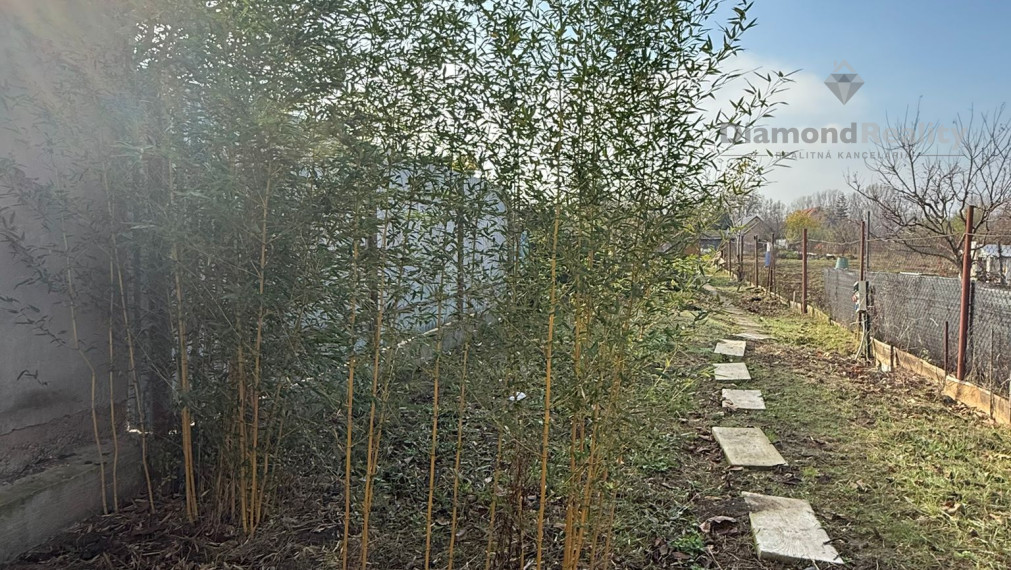 Na predaj rozostavaný rodinný dom HLohovec