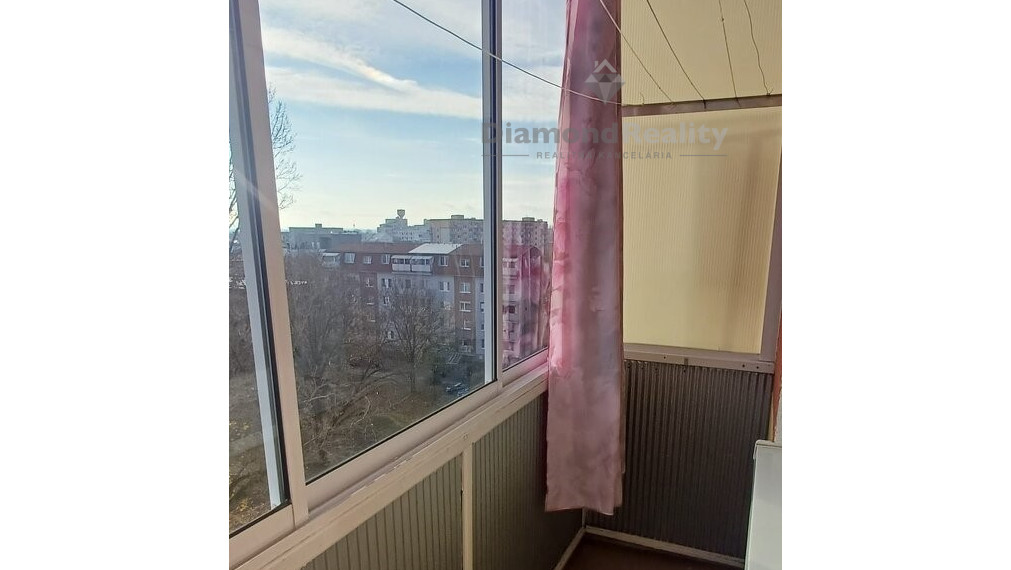 Na prenájom 3 izbový byt s balkónom, ul. Teplická, Piešťany