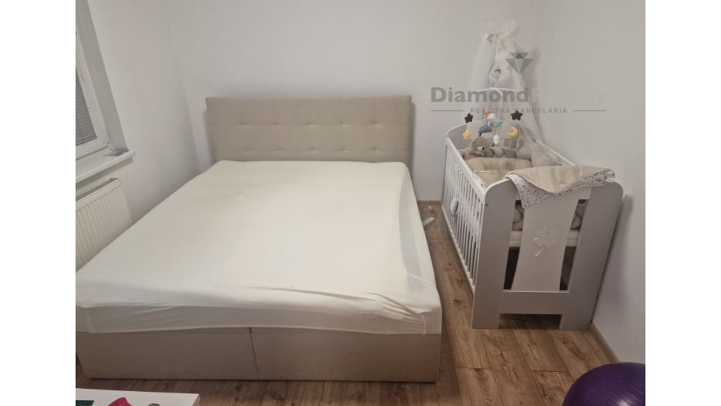 Na predaj: krásny 3-izbový byt po kompletnej rekonštrukcii – 67 m², 3. poschodie, Nitra – Čermáň, Hlboká ulica