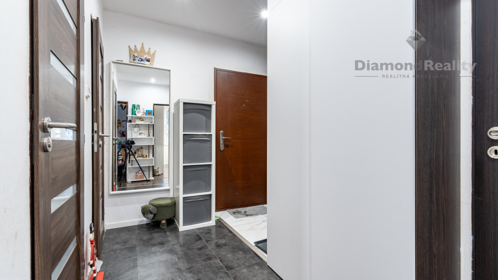 Na predaj 2-izbový byt na Azovskej ulici, Košice – Nad jazerom, prízemie