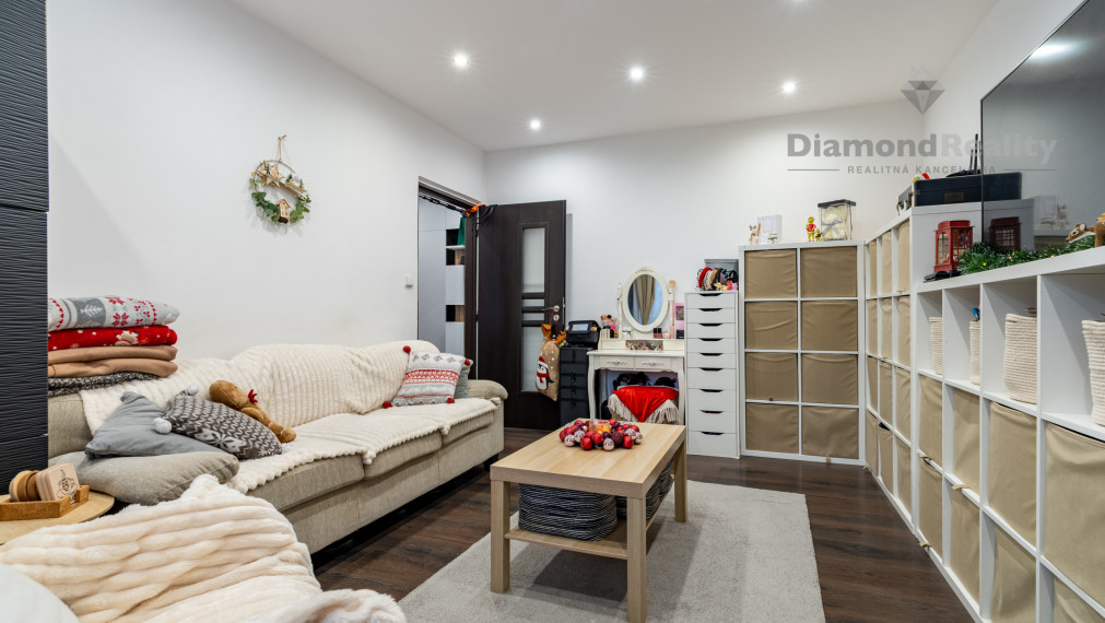 Na predaj 2-izbový byt na Azovskej ulici, Košice – Nad jazerom, prízemie