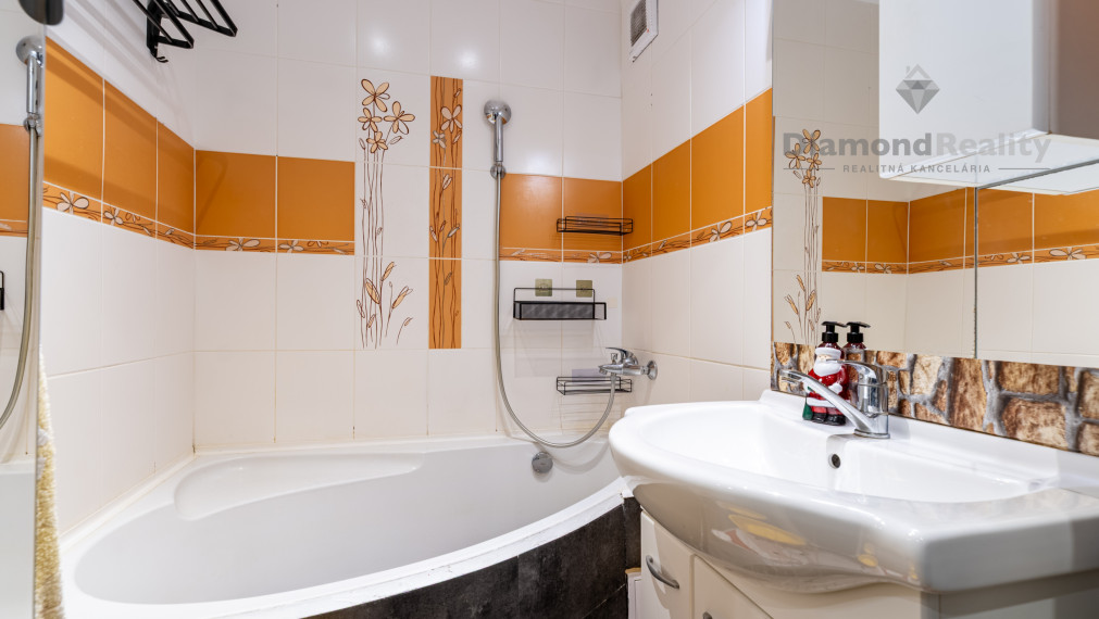 Na predaj 2-izbový byt na Azovskej ulici, Košice – Nad jazerom, prízemie