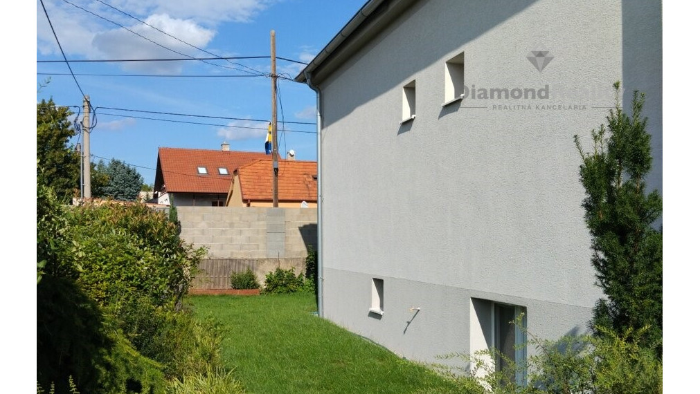 Na prenájom prerobený 4 izbový rodinný dom Bulharská, Trnava