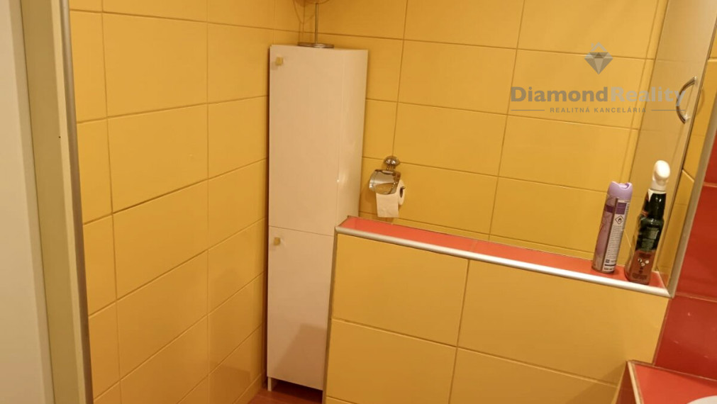 NA PREDAJ VEĽKÝ 2 IZBOVÝ BYT PO REKONŠTRUKCII | 57m2 +LOGGIA