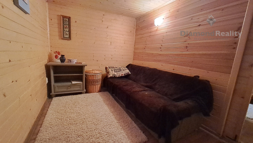 Pozemok s chatou v Myslave