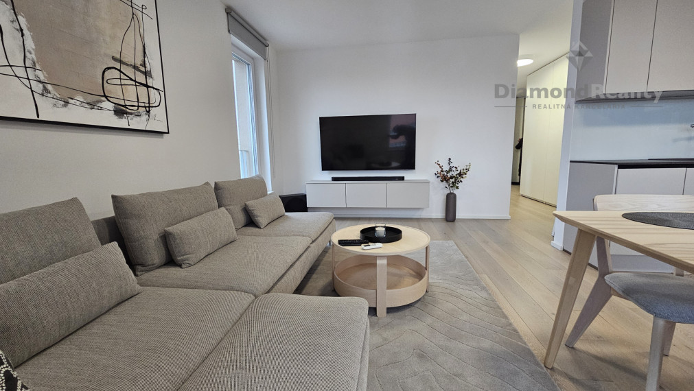 Na prenájom 2 izbový byt na Inoveckej ulici, Košice - Západ