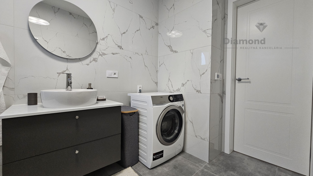 Na prenájom 2 izbový byt na Inoveckej ulici, Košice - Západ