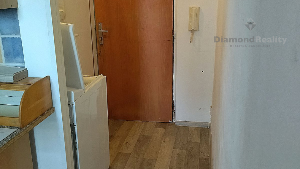 Na predaj 1 izbový byt s balkónom, ulica Nerudova, Trnava