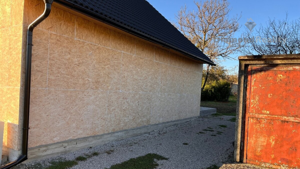 Na predaj zrekonštruovaný rodinný dom, obec Osuské