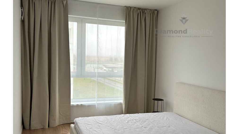 Na prenájom úplne nový 2 izbový byt, balkón, Cisárky, Sereď