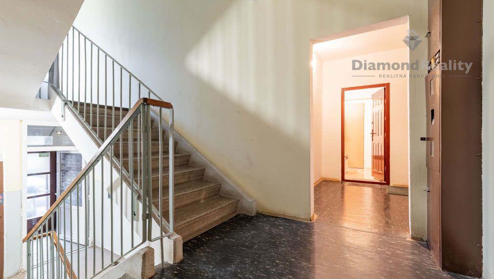 REZERVOVANÉ!!!  -  TOP INVESTÍCIA  - NOVÝ ŠTART - 2 izbový byt ŤAHANOVCE