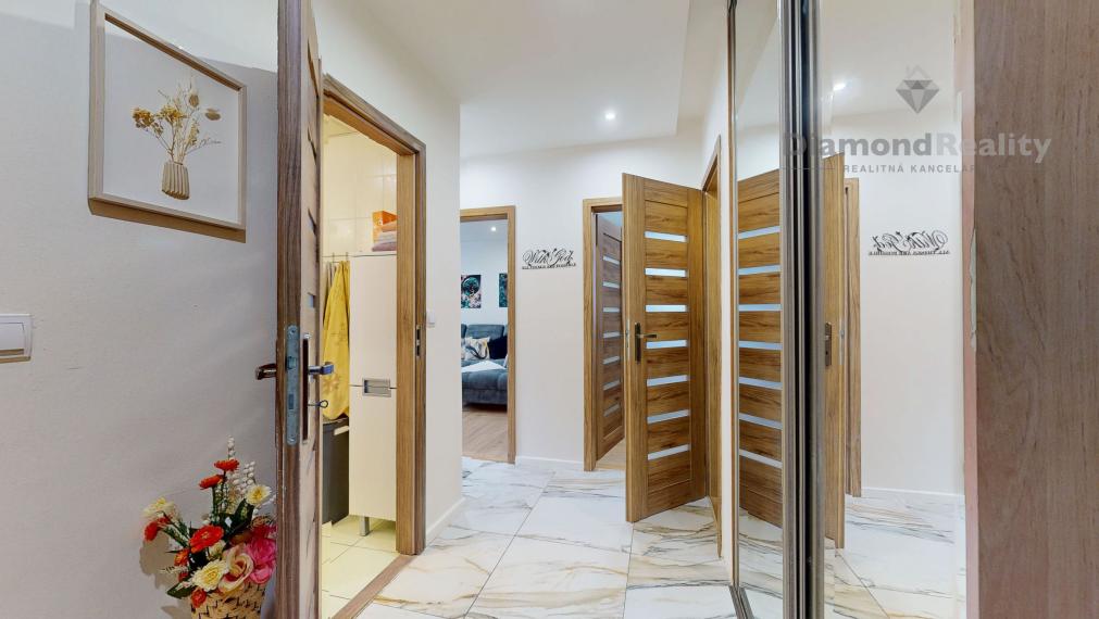 Na predaj 2-izbový byt na ulici Azovská, Košice – Nad jazerom