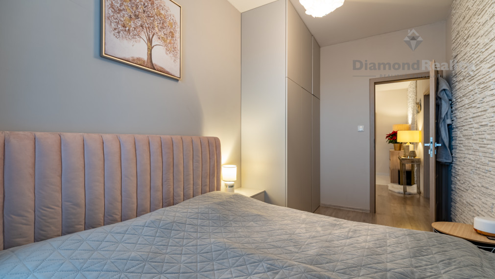 NA PREDAJ PRIESTRANNÝ 3 IZBOVÝ BYT | 80m2 + 17m2 BALKÓN | BOROVICOVÝ HÁJ