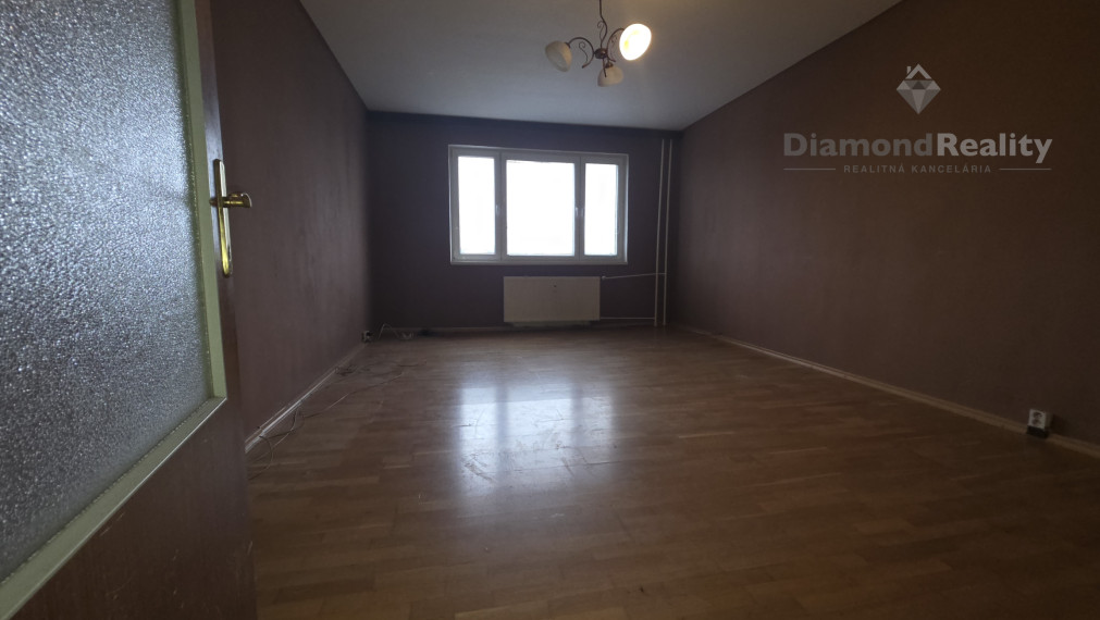 "REZERVOVANÝ"  Na predaj 4 izbový byt na KVP, Wuppertálska ul.