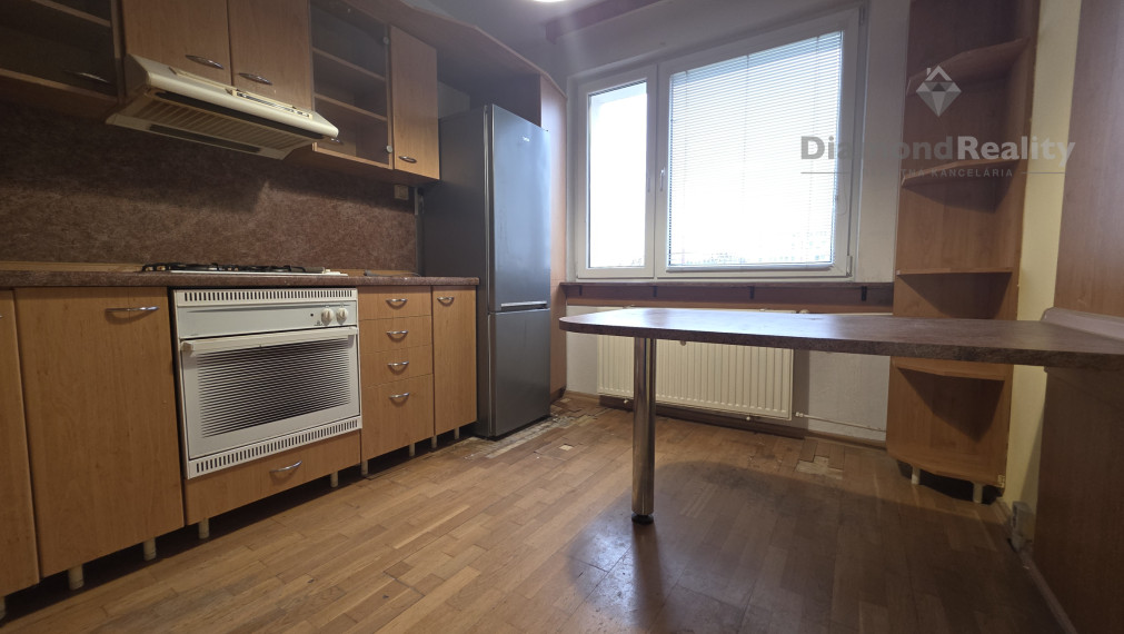 "REZERVOVANÝ"  Na predaj 4 izbový byt na KVP, Wuppertálska ul.