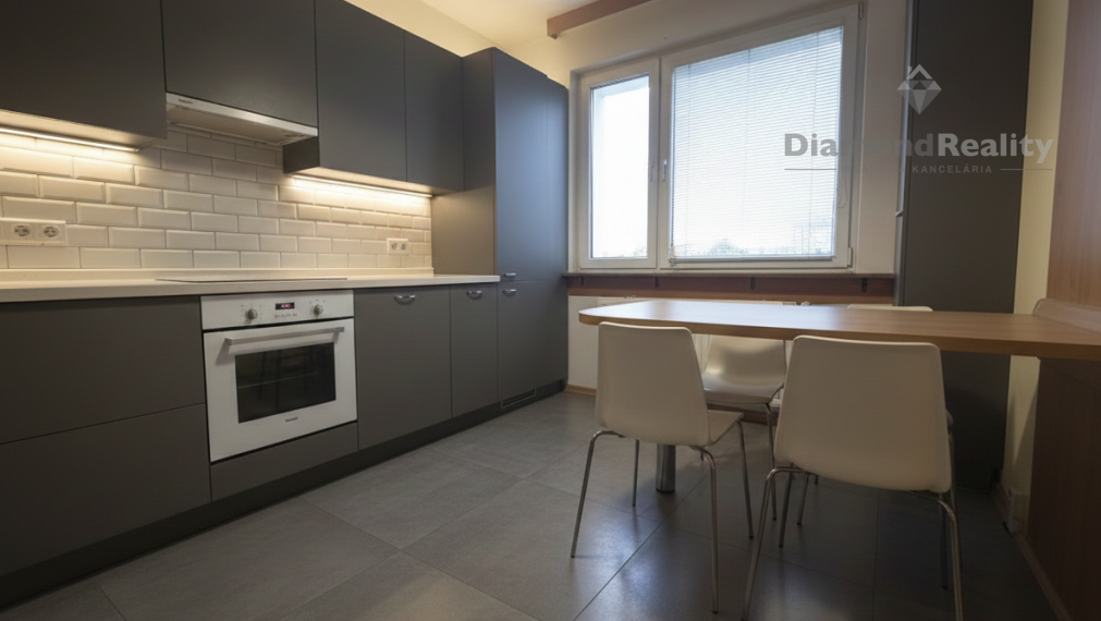 "REZERVOVANÝ"  Na predaj 4 izbový byt na KVP, Wuppertálska ul.