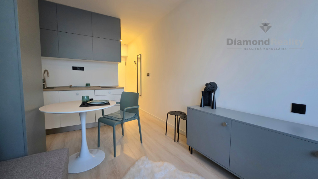 Na predaj Garsónka, Sídlisko Terasa, Košice - Západ.