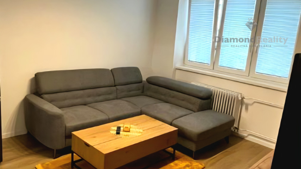 NA PREDAJ KOMPLETNE ZREKONŠTRUOVANÝ BYT | ZIMNÁ ULICA | 40m²