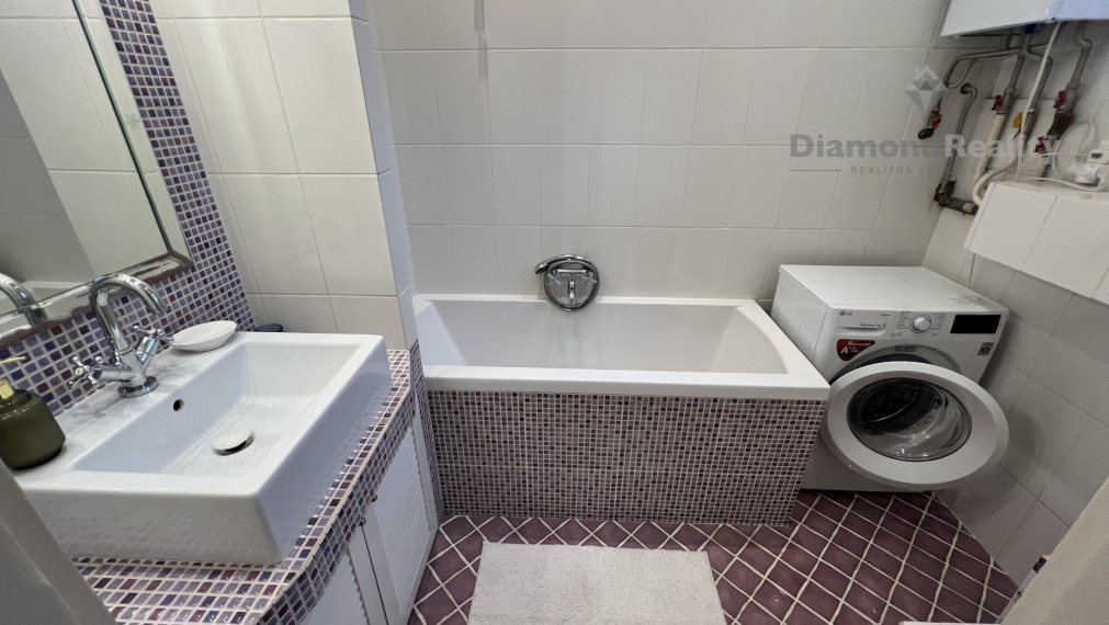 Na prenájom 3 izbový byt, Komenského ulica, Košice - Staré Mesto