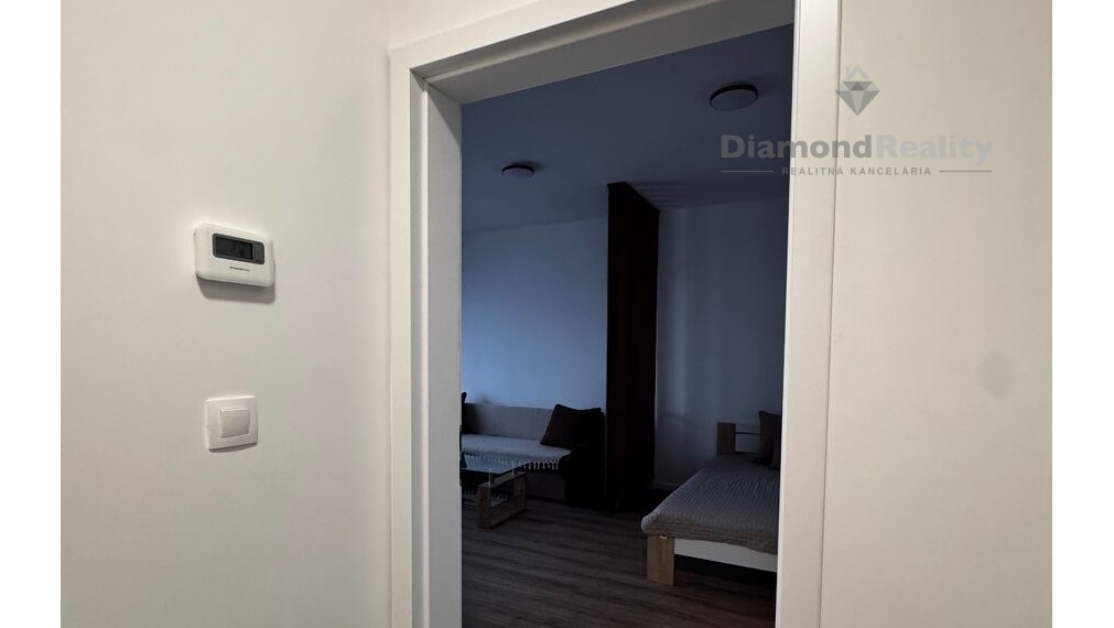 Na prenájom 1 izbový byt s balkónom novostavba IBV Dvorníky.