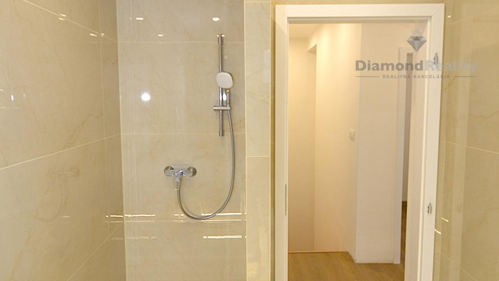 TOP Skolaudovaný RD NOVOSTAVBA Košice-Čaňa, VIDEO