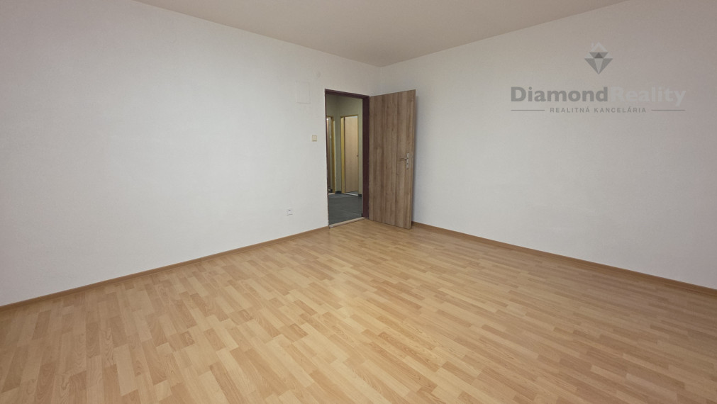 Na predaj pekný rodinný dom v chatovej oblasti s výborným prístupom v obci Kysak